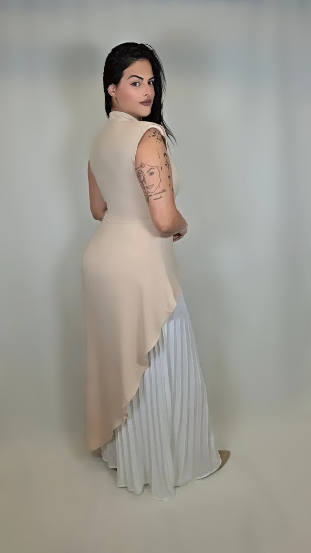 Irregular Sleveless Asymetric Blouse with Pleated Pant Set