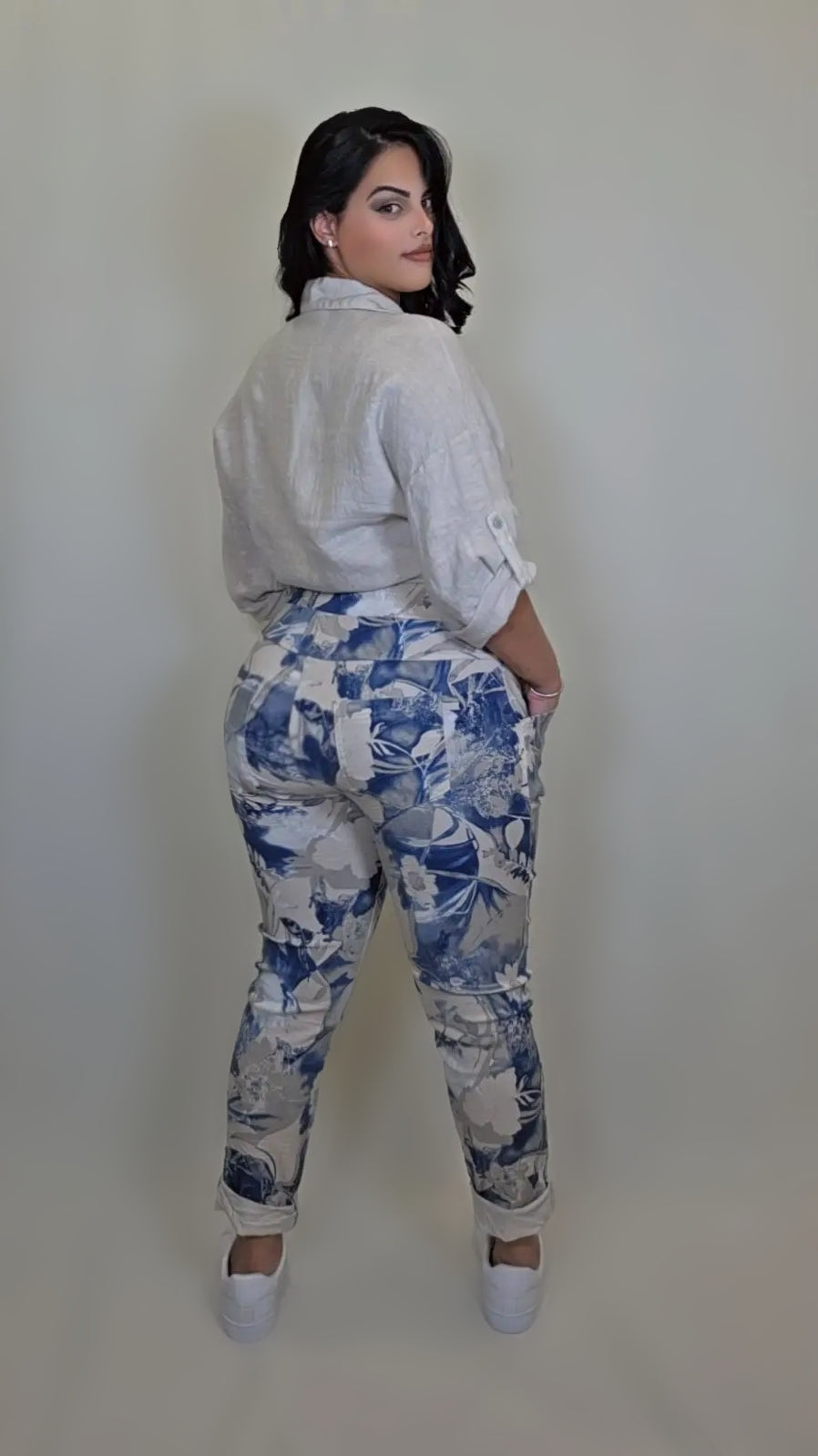 Italian Floral Print Jogger Pant