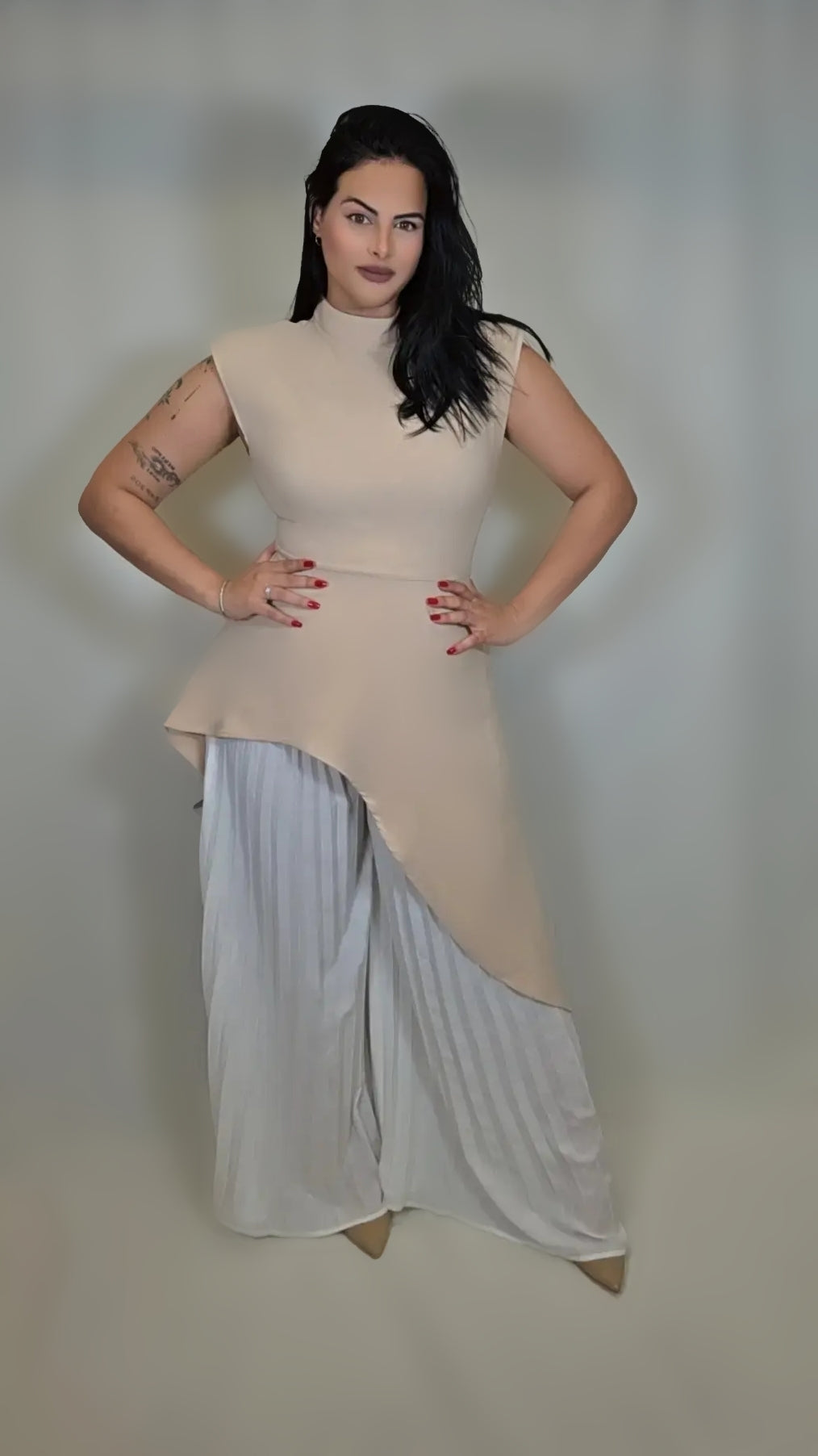 Irregular Sleveless Asymetric Blouse with Pleated Pant Set