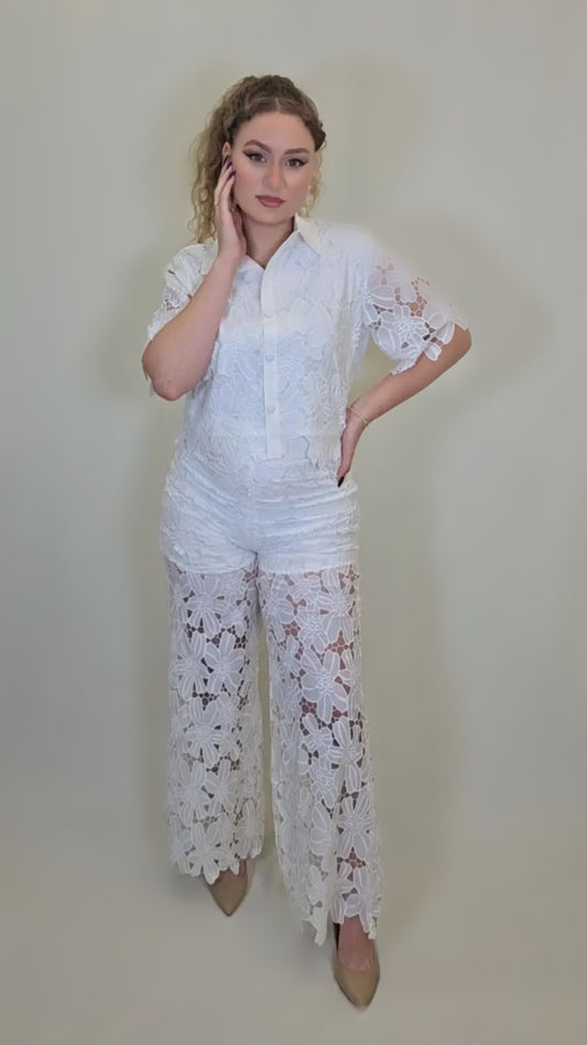 Daisy Dream Lace Set – White Bloom Edition