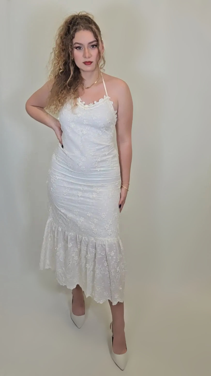 Lace Mermaid Midi Dress – White Romance